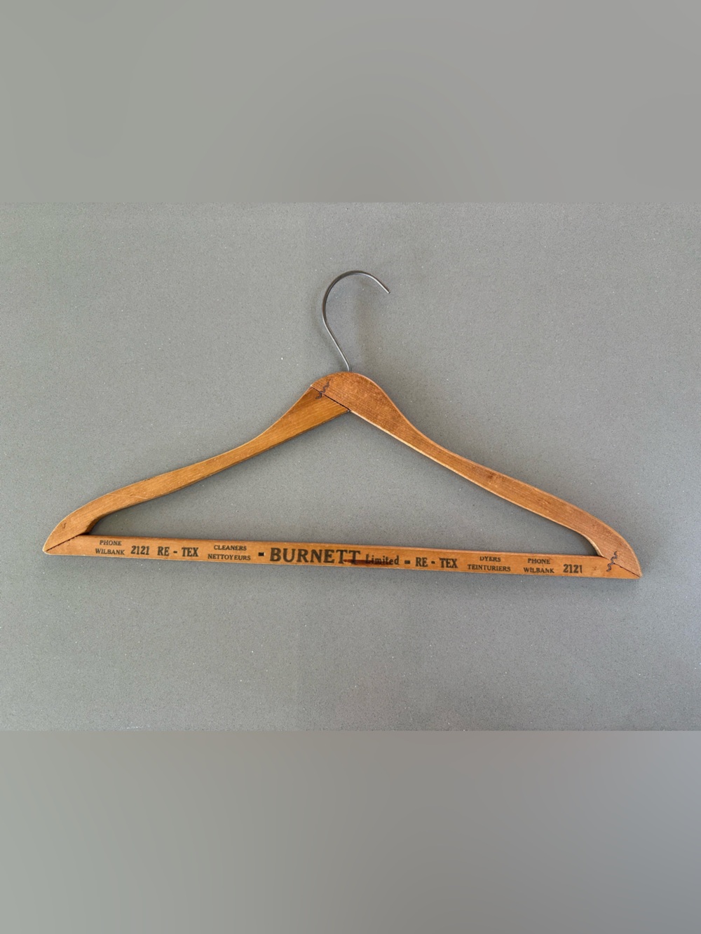 ✨ Rare 1930s–1940s Vintage Advertising Wooden Hanger – Burnett Limited Re-Tex ✨